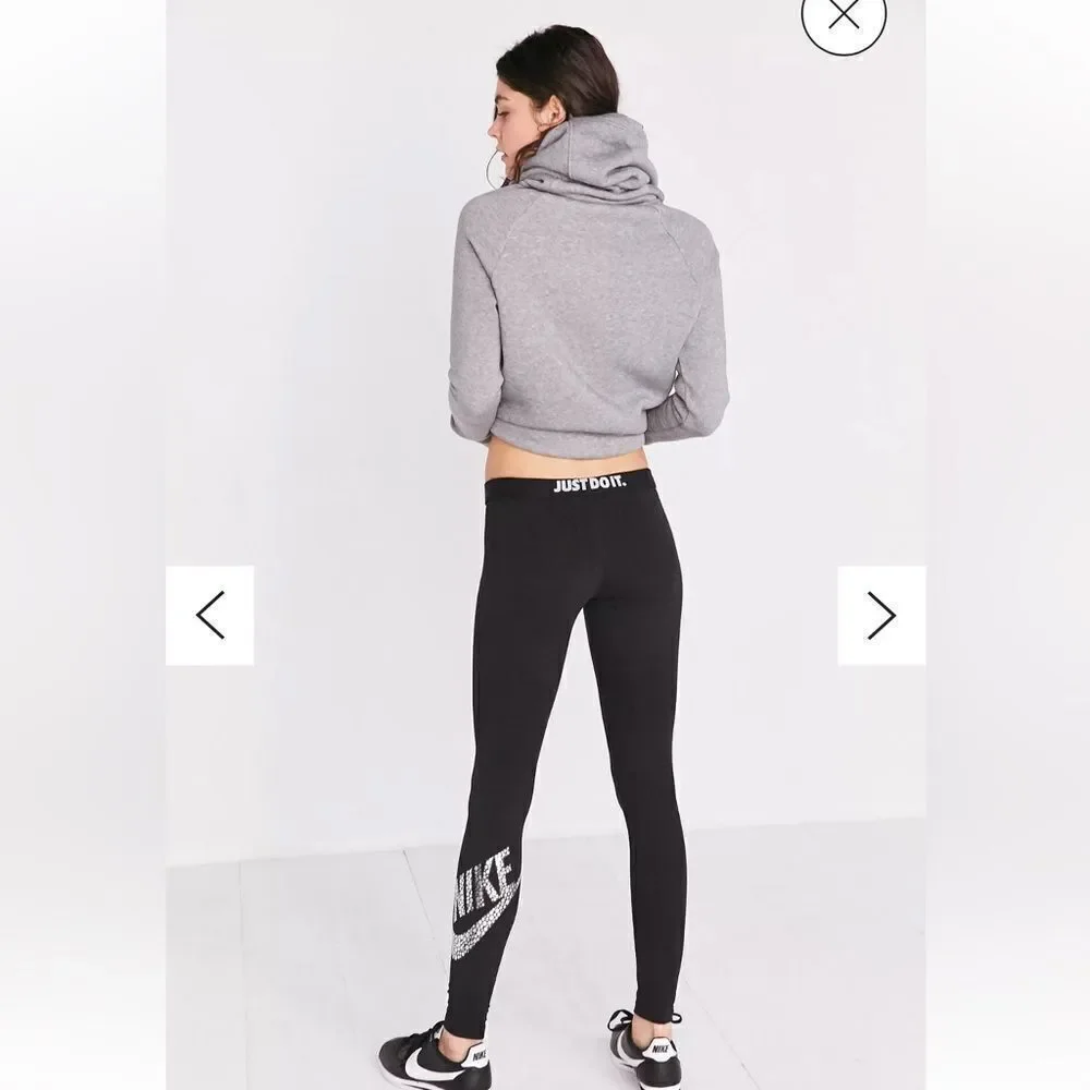 NIKE black and silver Leg-A-See GX1 Foil Legging size S.